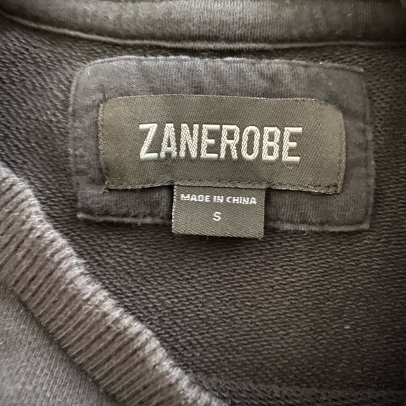 Black Zanerobe crew neck with frayed bottom. XS - Picture 2 of 3